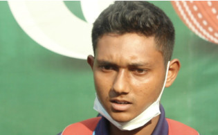 ৩০ হাজার টাকা ঘুষ দিয়ে দলে জায়গা পেয়েছে অন্য ক্রিকেটাররা : ক্রিকেটার নাইম