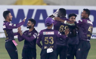 শেষ বলে ঢাকাকে হারিয়ে পয়েন্ট টেবিল পাল্টে দিলো চট্টগ্রাম, দেখেনিন পয়েন্ট টেবিল