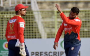 ঢাকায় ফিরে দুঃসংবাদ পেলেন বরিশালের এই ক্রিকেটার