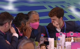 আইপিএল নিলাম : শেষ মুহূর্তে জমে উঠেছে আইপিএল নিলাম, দেখেনিন সর্বশেষ অবস্থা