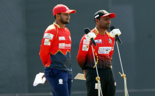 সেমিফাইনাল: কুমিল্লা ও বরিশালের মধ্যকার ম্যাচের টস শেষ