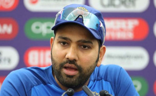 আপনারা চুপ থাকলেই কোহলি ঠিক থাকবে : রোহিত