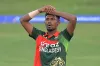 সাকিবের দেখানো পথেই হাটলেন মুস্তাফিজ