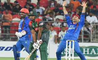 ওয়ানডে সিরিজে বাংলাদেশ না আফগানিস্থান দেখেনিন ফেভারিট দল