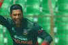 বোলিংয়ে এসেই উইকেট তুলে নিলেন মাহমুদউল্লাহ, দেখেনিন সর্বশেষ স্কোর