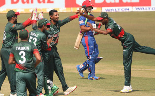 বাংলাদেশের সামনে সহজ লক্ষ্য