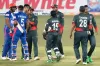 ১৫তম “বাংলাওয়াশ”-এর সামনে দাঁড়িয়ে টাইগাররা