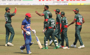 আফগান সিরিজে ঘাসের উইকেট বানানোর পরিকল্পনা আসে দুই তারকা ক্রিকেটারের মাথা থেকে