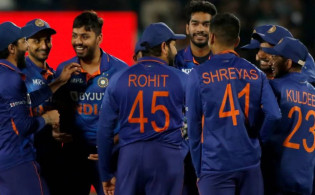 ব্রেকিং নিউজ : চরম লজ্জা দিয়ে শেষ হলো ‘বিশ্বরেকর্ডের’ ম্যাচ