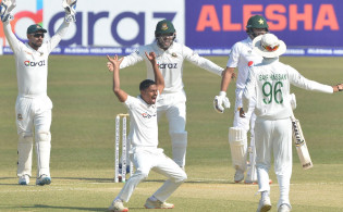 অন্যরা পিছিয়ে থাকলেও টেস্ট র‌্যাঙ্কিংয়ে চমক দেখালো এক টাইগার