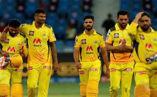 চরম দু;সংবাদ : আইপিএল থেকে ছিটকে গেলেন চেন্নাইর সবচেয়ে দামি ক্রিকেটার