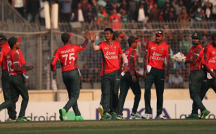 হাডাহাড্ডি লড়াইয়ে শেষ হলো বাংলাদেশ ও আফগানিস্থানের ম্যাচ