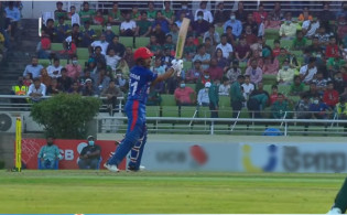 টপাটপ ৩ উইকেট তুলে নিলো টাইগাররা
