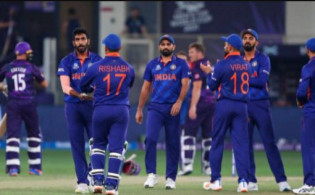 নতুন চুক্তি অনুযায়ী ভারতীয় ক্রিকেটারদের বেতন তালিকা প্রকাশ
