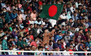 আর মাত্র ৩ ওভারের খেলা বাকি,দেখেনিন বাংলাদেশের সর্বশেষ স্কোর