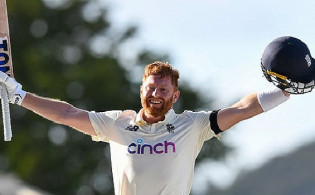 একাই দলকে টানছেন বেয়ারস্টো