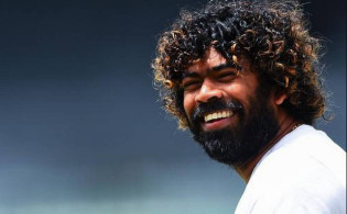 আইপিএলে নতুন দলে যোগ দিলেন মালিঙ্গা