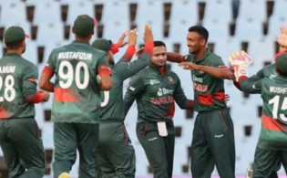 দক্ষিন আফ্রিকাকে কাঁদিয়ে ঐতিহাসিক জয় পেল বাংলাদেশ