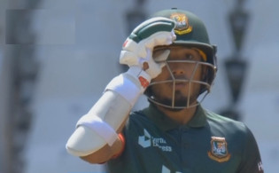 দুর্দান্ত আফিফের দুর্দান্ত হাফসেঞ্চুরী