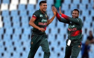 এইমাত্র পাওয়া: আইপিএল খেলবেন কিনা চুড়ান্ত সিদ্ধান্ত জানিয়ে দিলেন তাসকিন