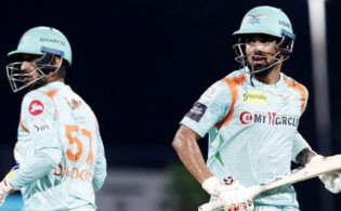 হায়দরাবাদকে বিশাল রানের টার্গেট দিলো লখনৌ