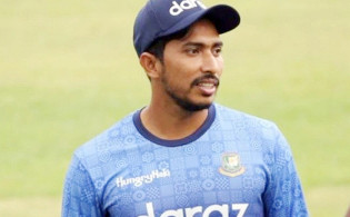 ঘরোয়া ক্রিকেটের একাদশ থেকে বাদ, শঙ্কায় সৌম্যর ক্যারিয়ার