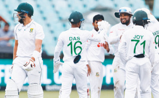 বাংলাদেশ দলকে কটাক্ষ এলগারের