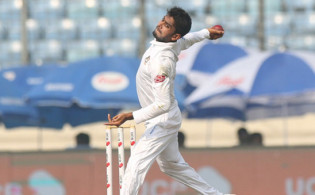 আফ্রিকায় ১৩৩ বছরের পুরানো রেকর্ড নাম লেখালো বাংলাদেশ