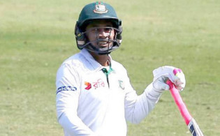 টাইগারদের ছন্দ পতন, ভরসা এখন শুধুই মুশফিক
