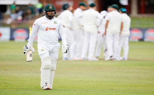 অলআউট বাংলাদেশ, আবার ব্যাটিংয়ে দ. আফ্রিকা