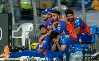 পরপর ৫ ম্যাচে হারের পর জরিমানা দিয়ে ছাড় পেলো মুম্বাই