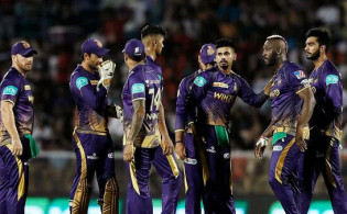 সেরা চারে টিকে থাকার লড়াইয়ে বড় ধাক্কা খেলে কলকাতা, দেখেনিন সর্বশেষ পয়েন্ট টেবিল