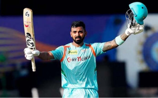 ধোনি,রোহিত ও কোহলিরা যা পারেননি,সেই ইতিহাস গড়লেন রাহুল