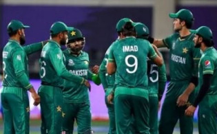 বাবর আজমের কাছে এক নম্বর বোলার কামিন্স কিংবা বুমরাহ নয় বরং অন্য একজন