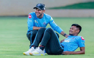 মুস্তাফিজকে নিয়ে বিশেষ মন্তব্য করলেন দিল্লি কোচ রিকি পন্টিং