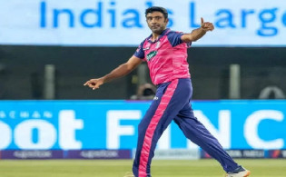 আইপিএলে অনন্য রেকর্ড গড়লেন অশ্বিন
