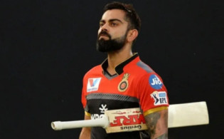 কোহলি শেষ হয়ে গেছে