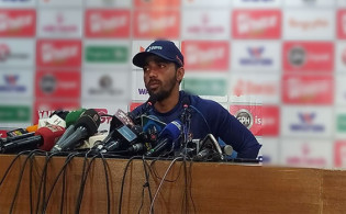 প্রথম টেস্টে খেলবেন সাকিব: মুমিনুল
