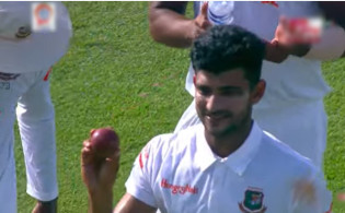 নাঈমের ‘৬’ উইকেট, প্রথম ইনিংসে অল-আউট শ্রীলঙ্কা, দেখেনিন সংক্ষিপ্ত স্কোর
