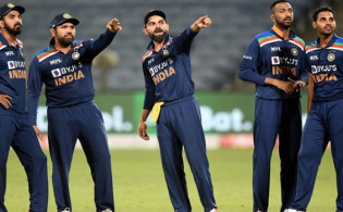 কোহলি রোহিতকে বাদ দিয়ে ভারতের টি-২০ দল ঘোষণা