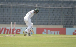 ১৩ বছর পর আবারও লজ্জায় ফেললেন সাকিব