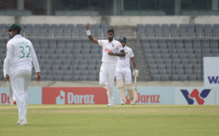 এবাদতেকে নিয়ে যা বললেন পেস বোলিং কোচ ডোনাল্ড