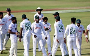 সিরিজ হেরে বিদেশ ভ্রমণে টাইগাররা