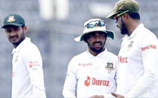 মুমিনুল বাদ নতুন অধিনায়ক হিসেবে যে ক্রিকেটারকে বেঁছে নিলো বিসিবি