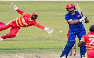 ক্রিকেট বিশ্বে চমক দেখালো আফগানিস্তান