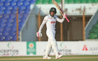 দারুন সুখবর ; আবারও আইসিসি’র সেরা ক্রিকেটার হওয়ার দৌড়ে মুশফিক
