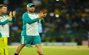 সিরিজ হারের পরও দলের ক্রিকেটারদের ধন্যবাদ দিলেন ফিঞ্চ