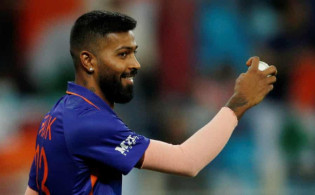 অধিনায়ক হিসেবে নতুন রেকর্ড গড়লেন পান্ডিয়া