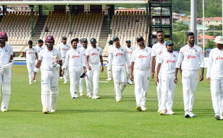 ‘তামিম-সাকিব নয়, এখন শান্ত-মিরাজদের দায়িত্ব নেওয়ার সময়’
