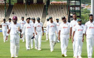 তামিম বা সাকিব নয়, এখন সময় এসেছে শান্ত-মিরাজদের